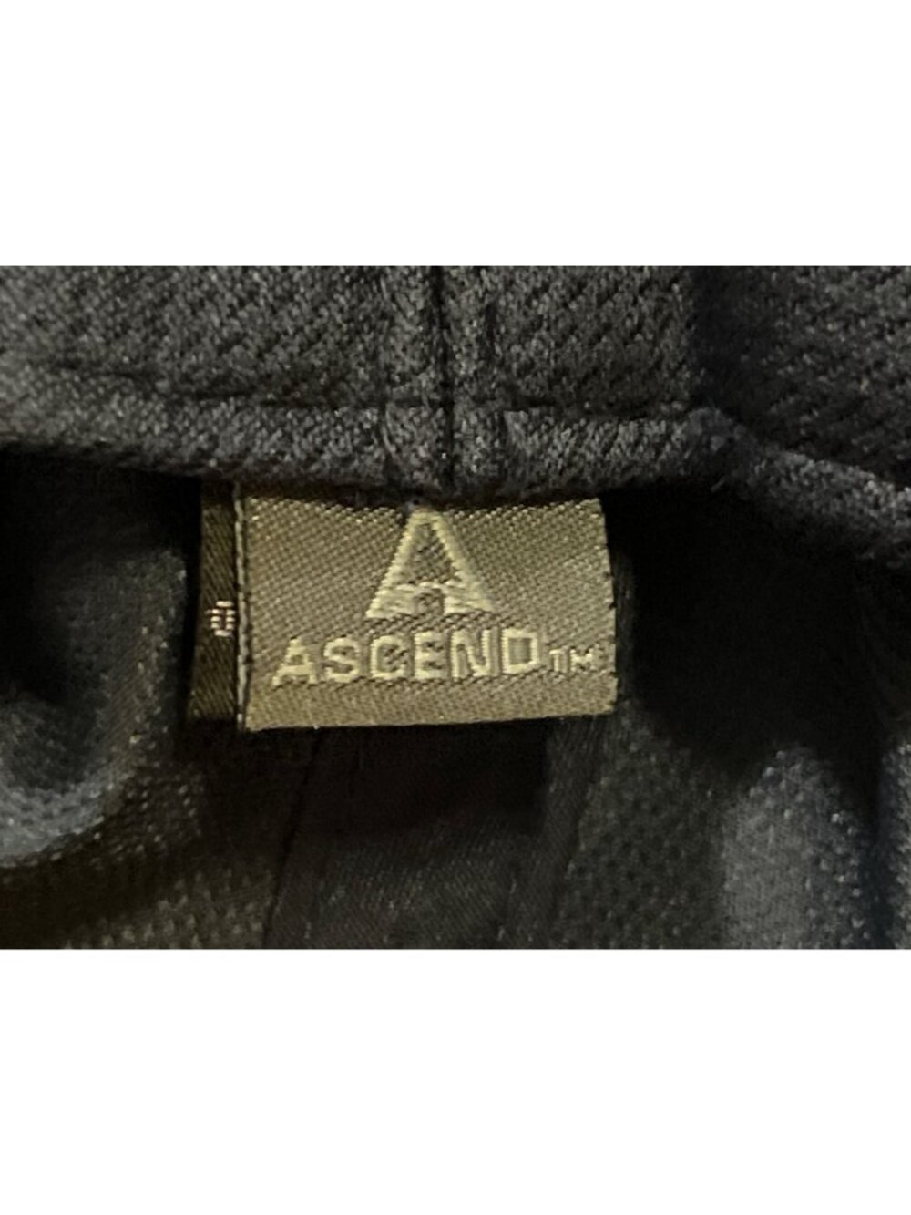 Ascend Wide Brim Bucket Hat Navy Adjustable Chin Strap Used - Picture 8 of 9